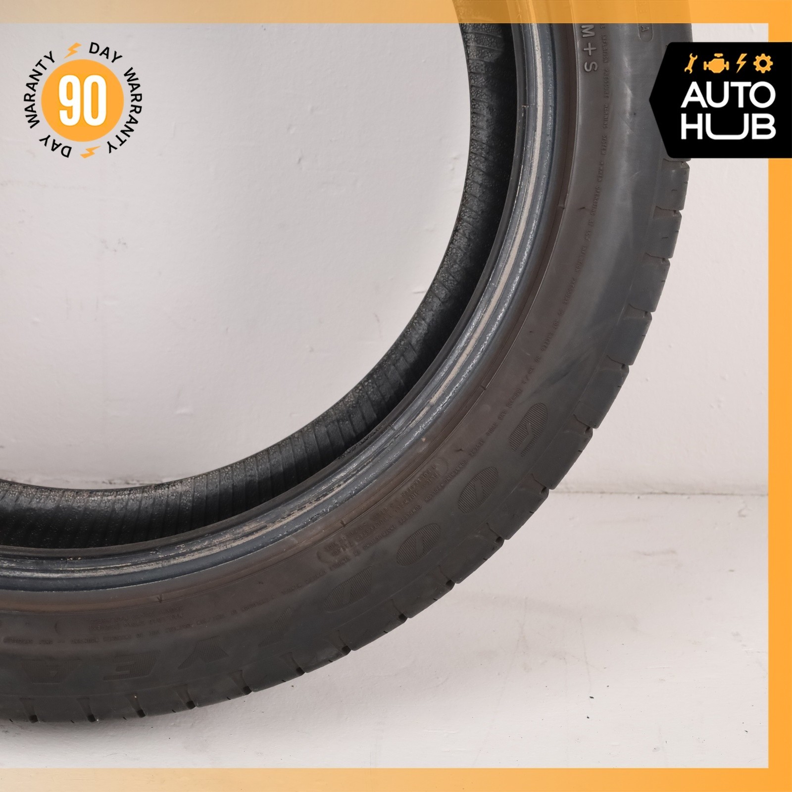 235/45R19 Goodyear Eagle LS2 Run Flat 235 45 19′ 95H 9/32″ Tire Set of 2