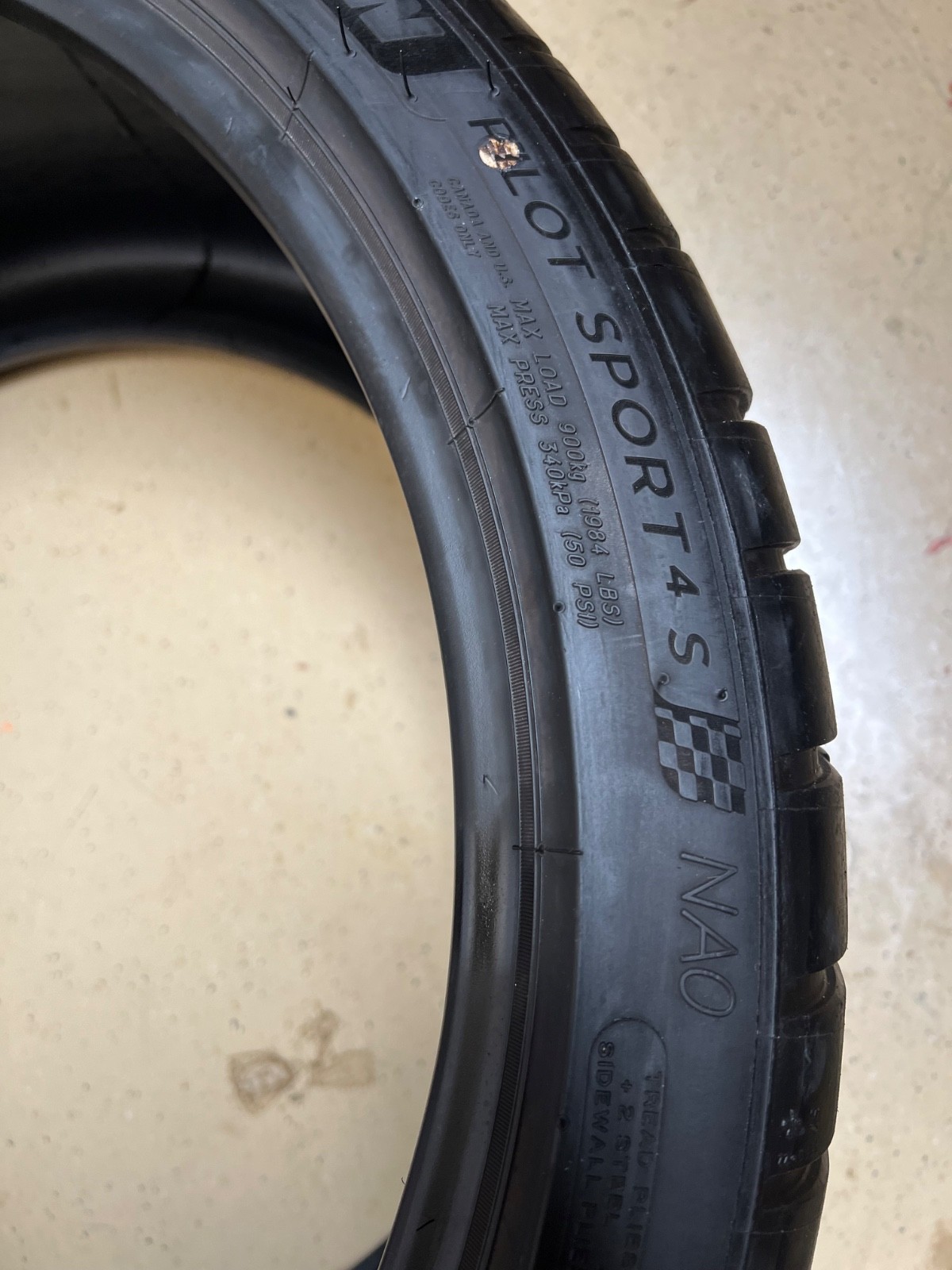 2 – TAKEOFF 305/30ZR21 XL (104Y) Michelin Pilot Sport 4 S (NA0) Porsche – 3040