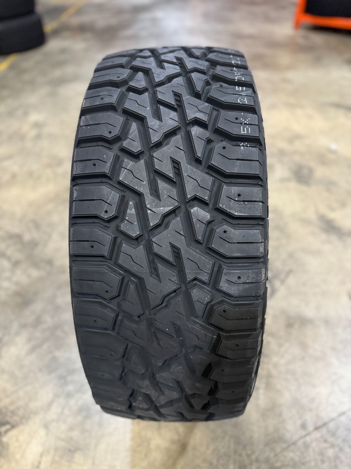 4 NEW 35X12.50R20 VENOM TRAIL HUNTER R/T WHITE LETTER 10 PLY TIRE 35 12.50 20
