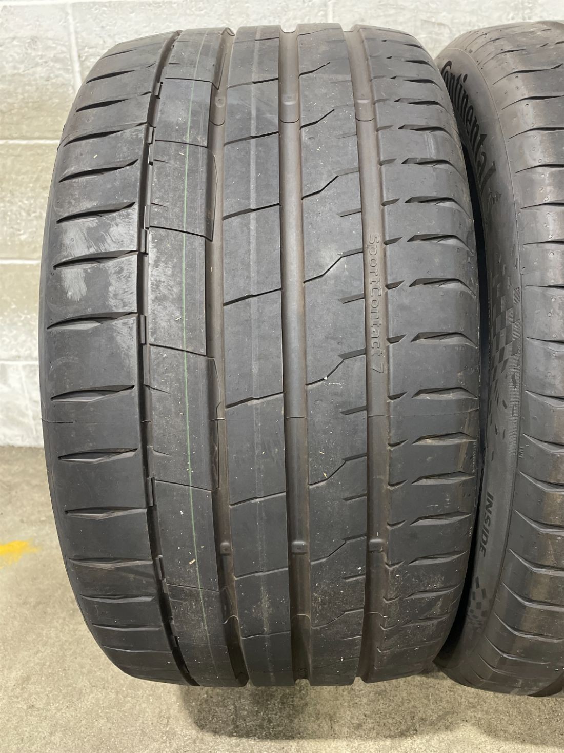 2x P285/40R20 Continental SportContact 7 8/32 108 Y Used Tires 2854020