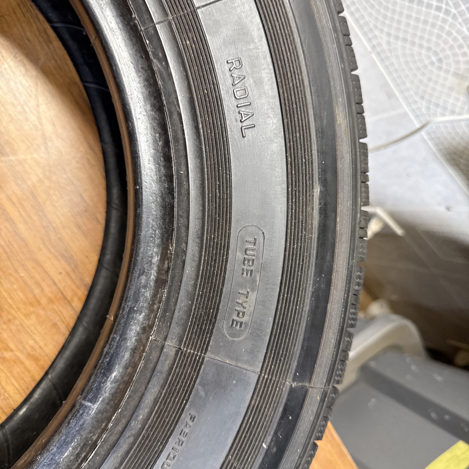 Michelin 185 – SR 380 / 185-15 X Made In France Tire #4 Triumph Jaguar MG ??