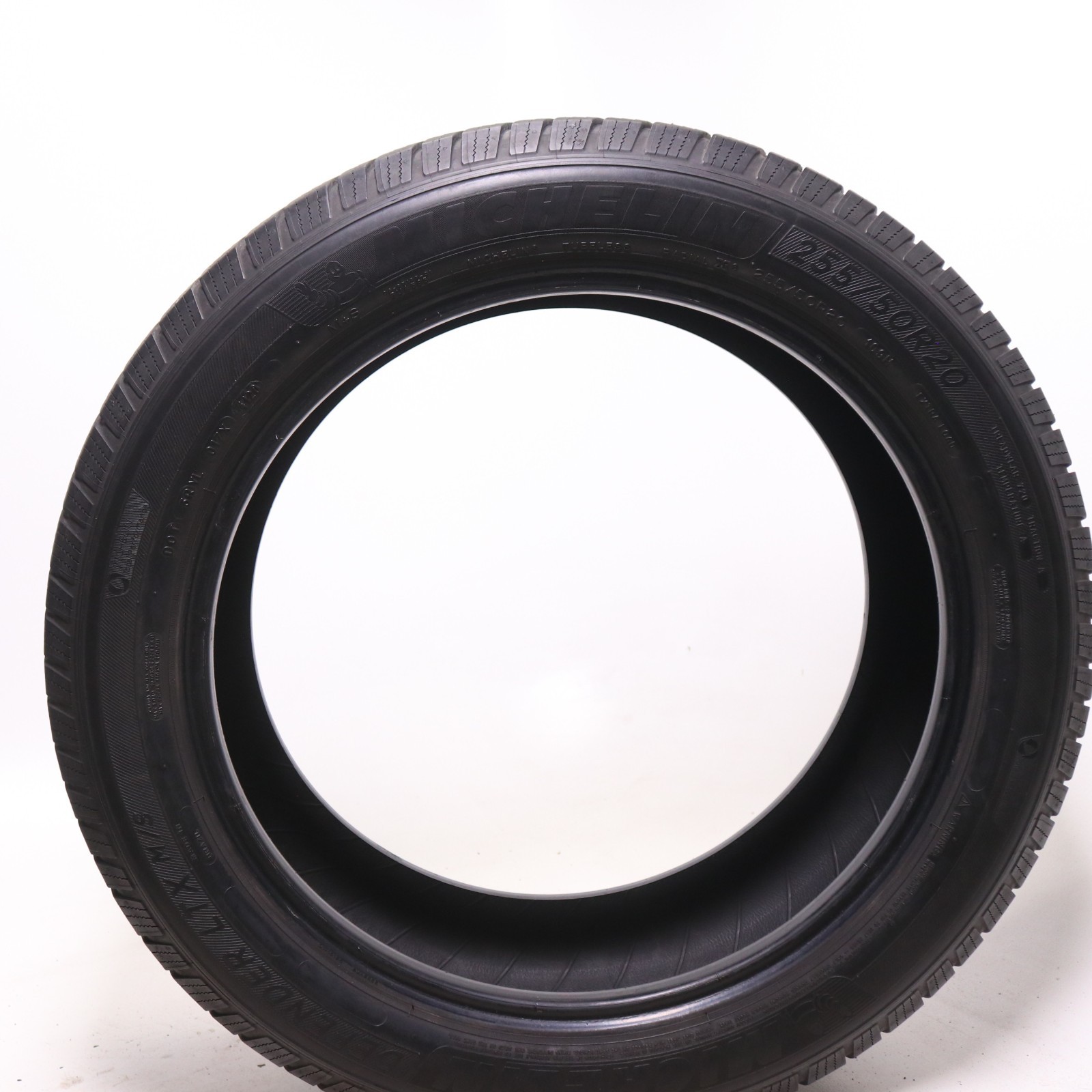 Set of 2 Used 255/50R20 Michelin Defender LTX M/S – 109H – 7-8/32