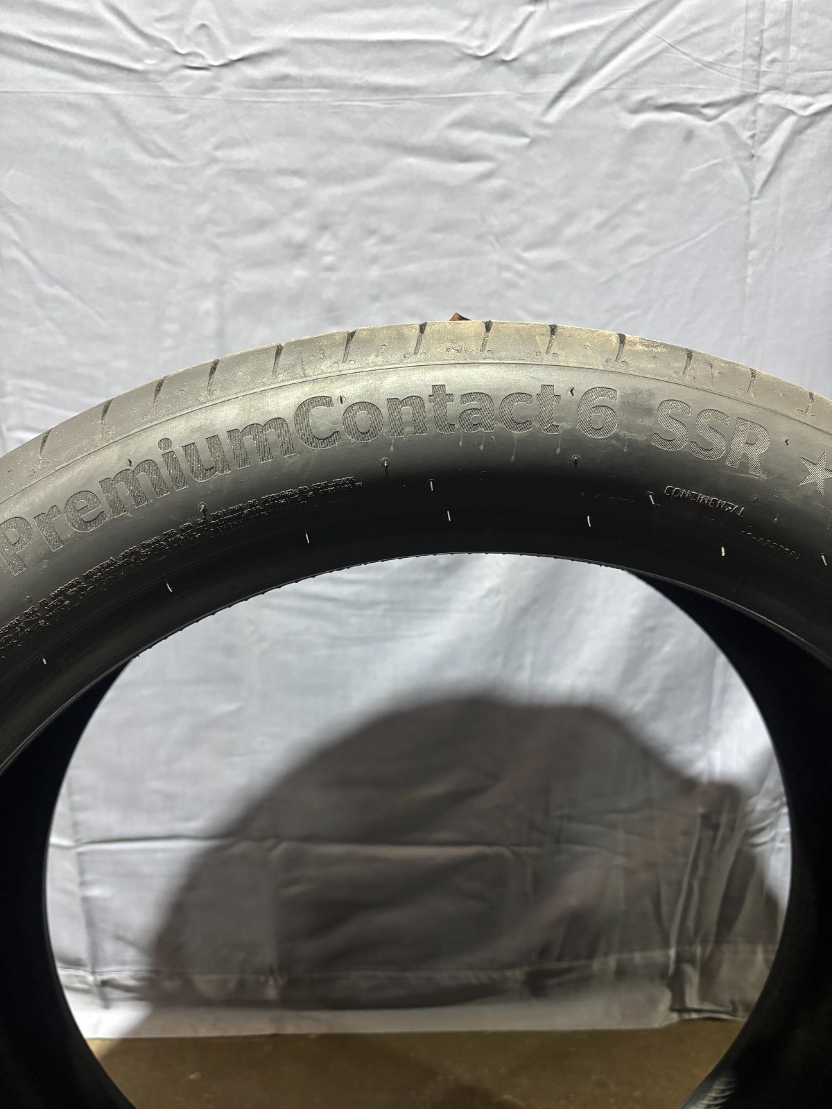 1(One) 315/35R22 Continental PremiumContact6 SSR RSC 111Y – 6/32″ 3153522