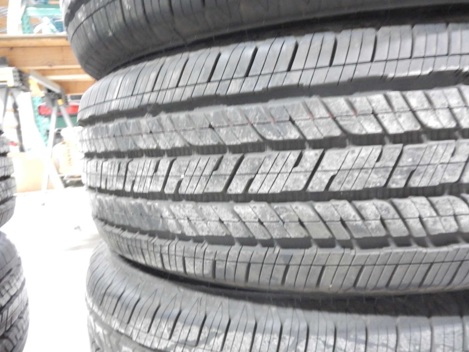 265/60R20 112H Bridgestone Dueler H/T New Take off Tires set of 4