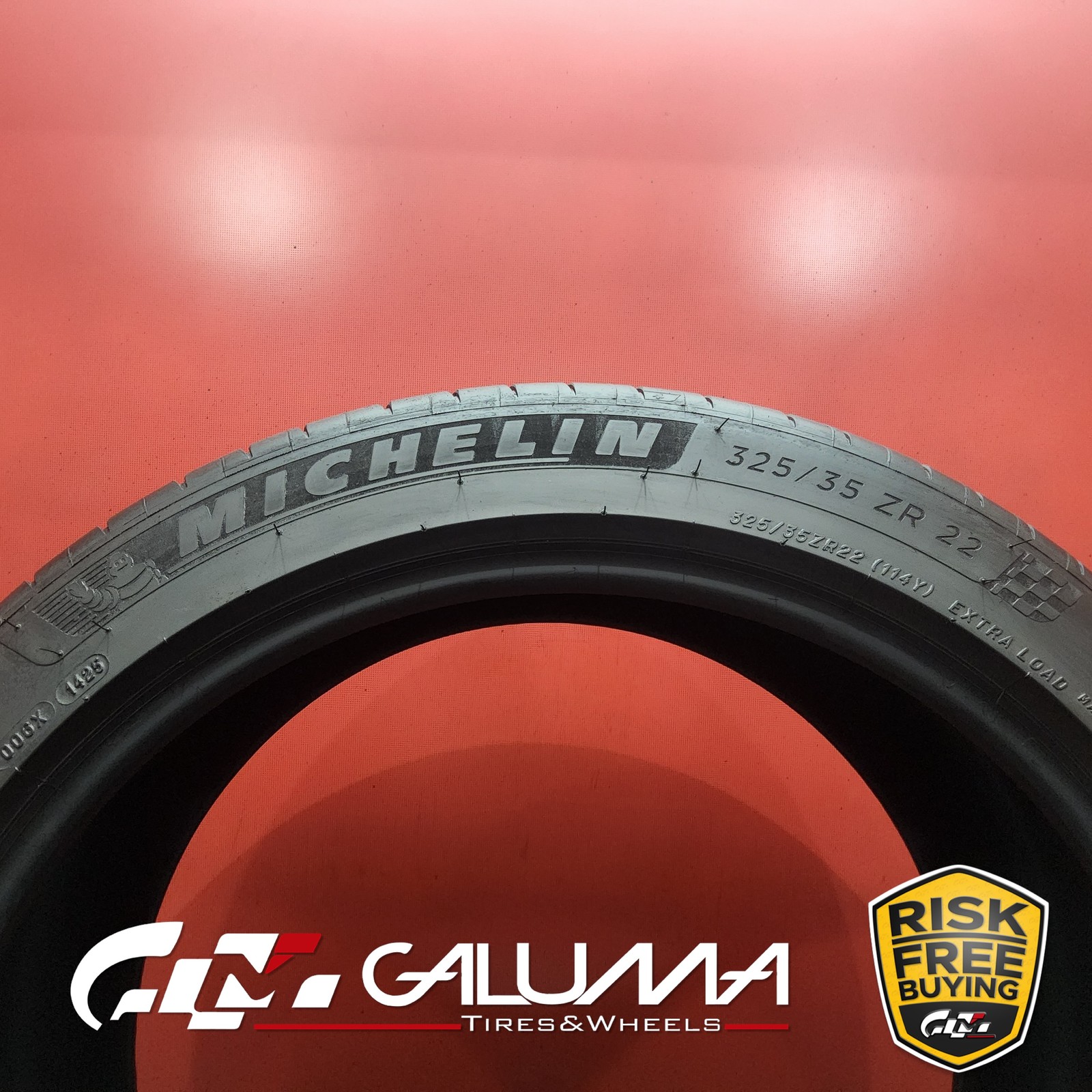 Set of 2 Tires Michelin Pilot Sport 4S MO1 XL 325/35ZR22 325/35/22 114Y #95073