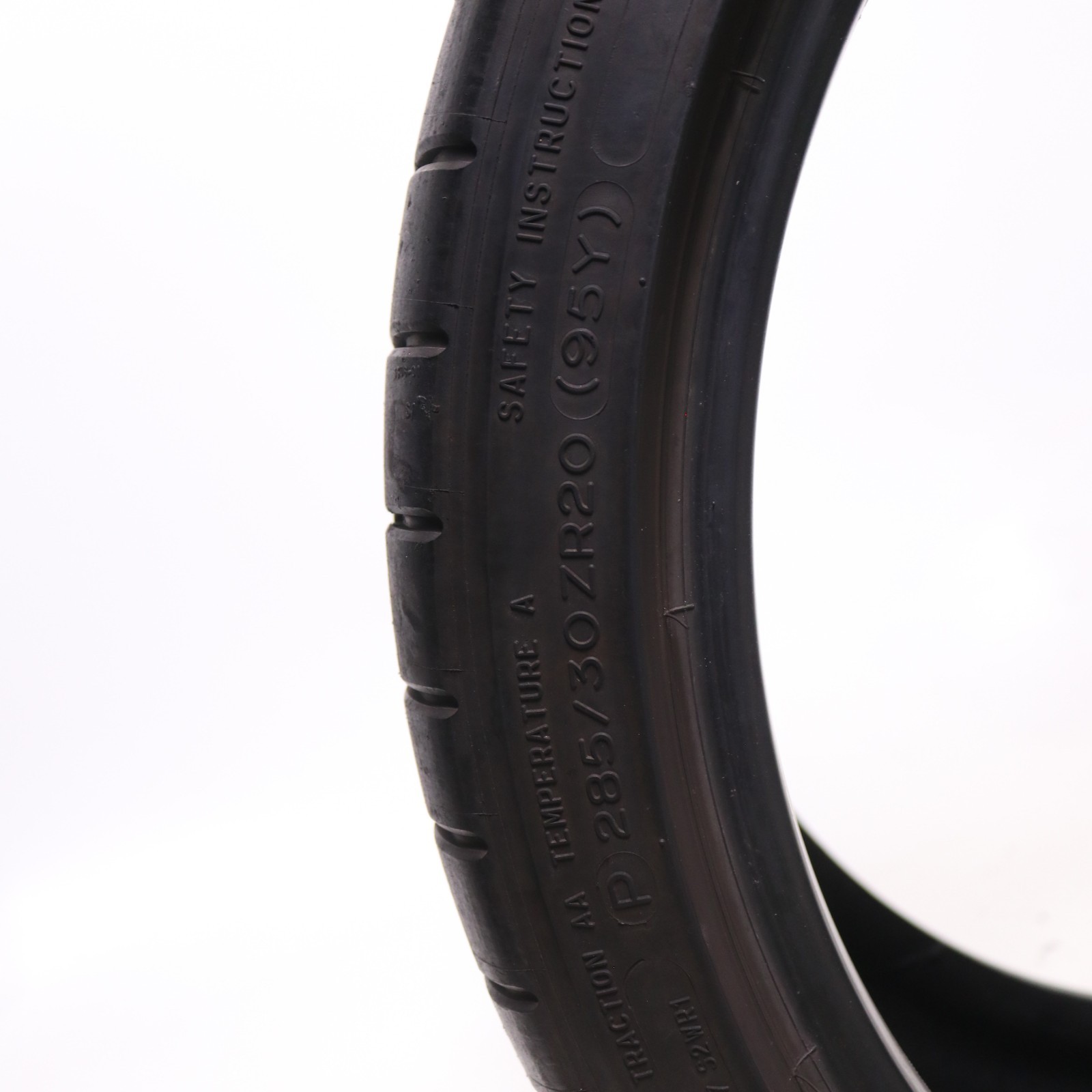 Set of 2 Used 285/30ZR20 Michelin Pilot Super Sport ZP – 95Y – 7.5-8/32