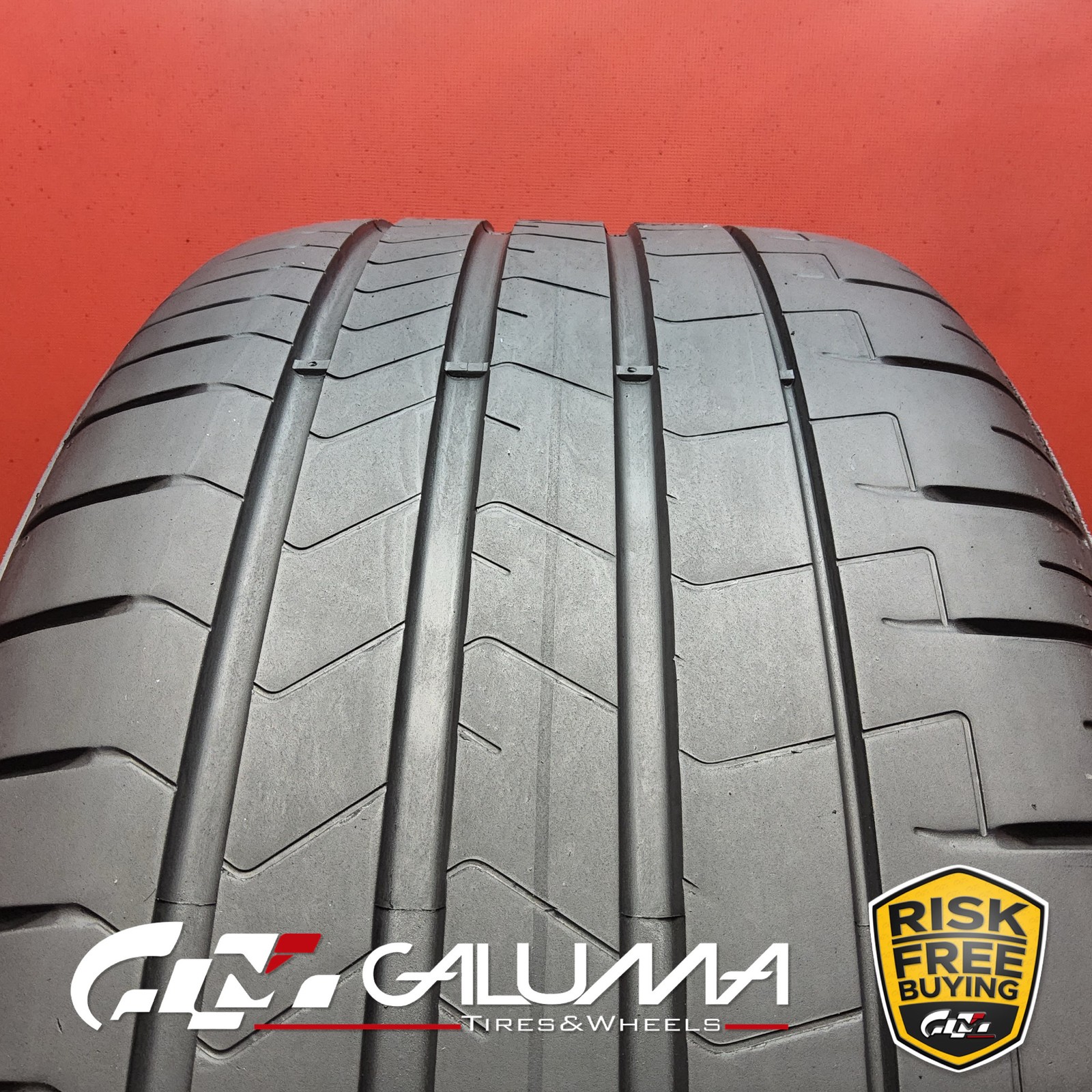 1 (One) Tire Pirelli P Zero PZ4 Run Flat ★ XL 255/40R19 255/40/19 2554019 #90779