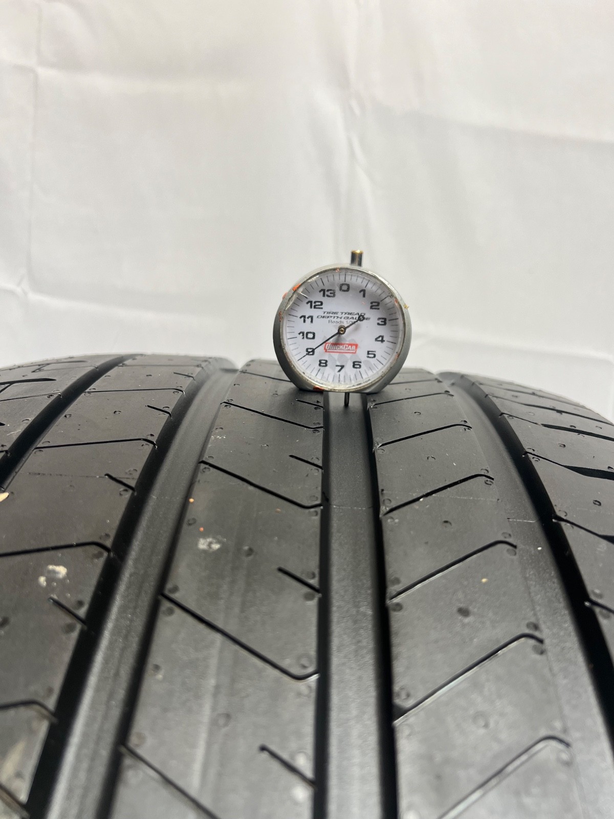 1 – TAKEOFF 305/30ZR21 XL (104Y) Pirelli P Zero PZ4 (NF0 ELECT) – 6160 NO REPAIR