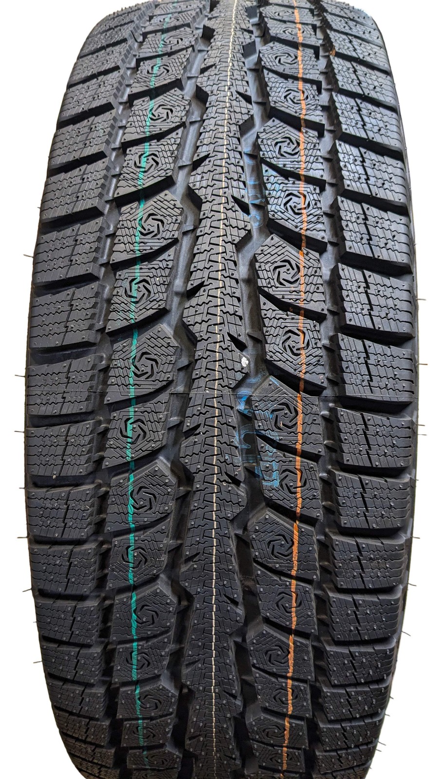 2 TOYO OBSERVE GSI 6 LS BSW P 265 70 18 116H WINTER TERRAIN TIRE 149990
