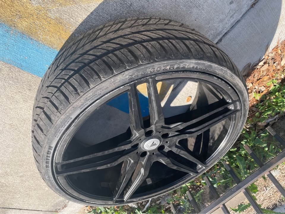 tires Bmw 2016 750i