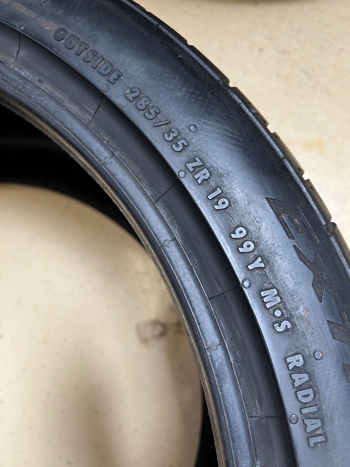 1 – NICE 285/35ZR19 SL (99Y) Continental ExtremeContact DWS06 – 7065