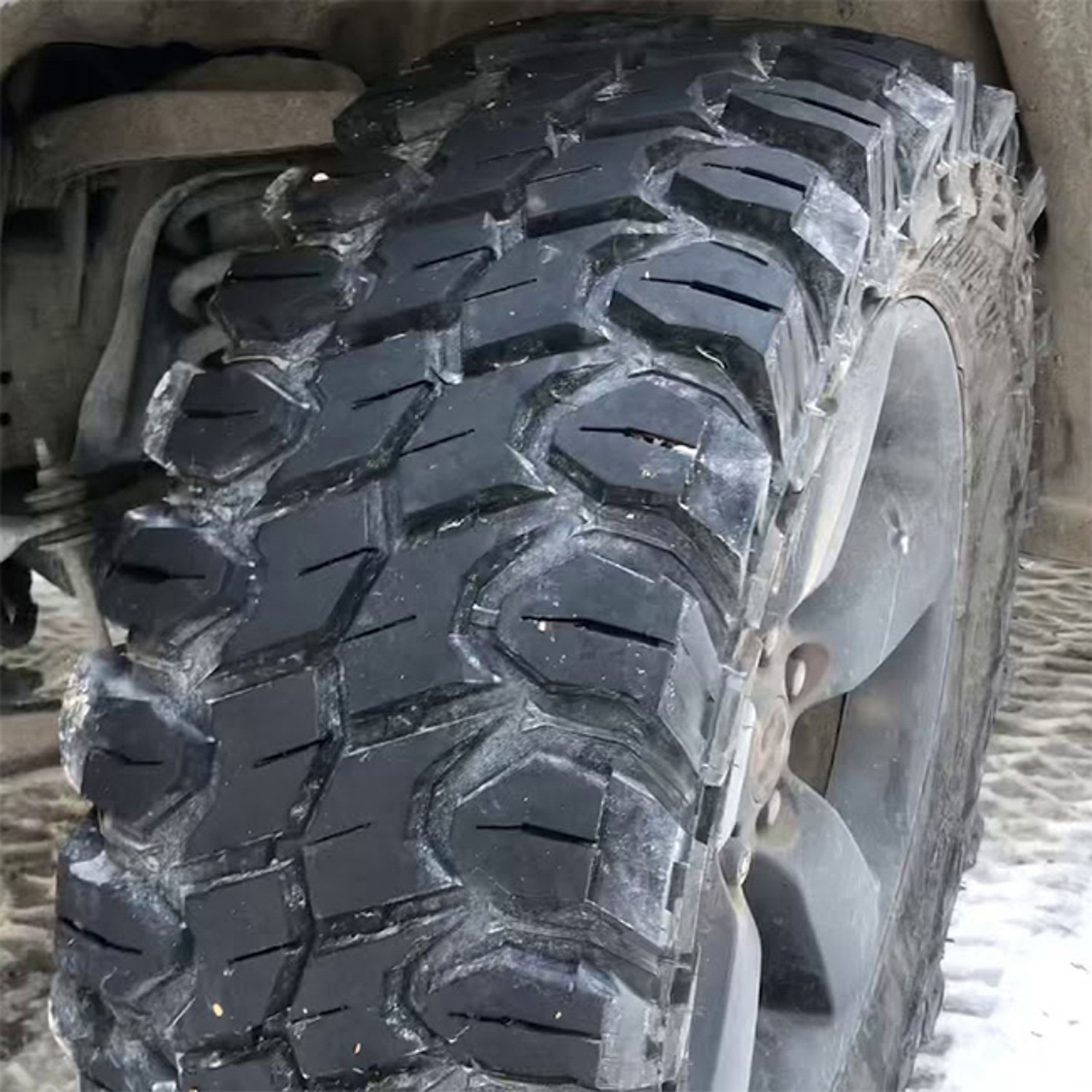 Tire Gladiator X-Comp M/T LT 37X13.50R22 Load F 12 Ply MT Mud