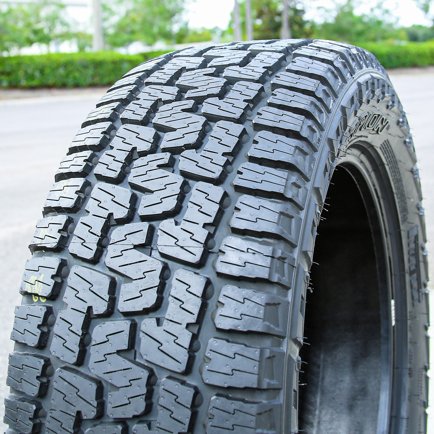 Tire Pirelli Scorpion All Terrain Plus 265/70R16 112T AT A/T