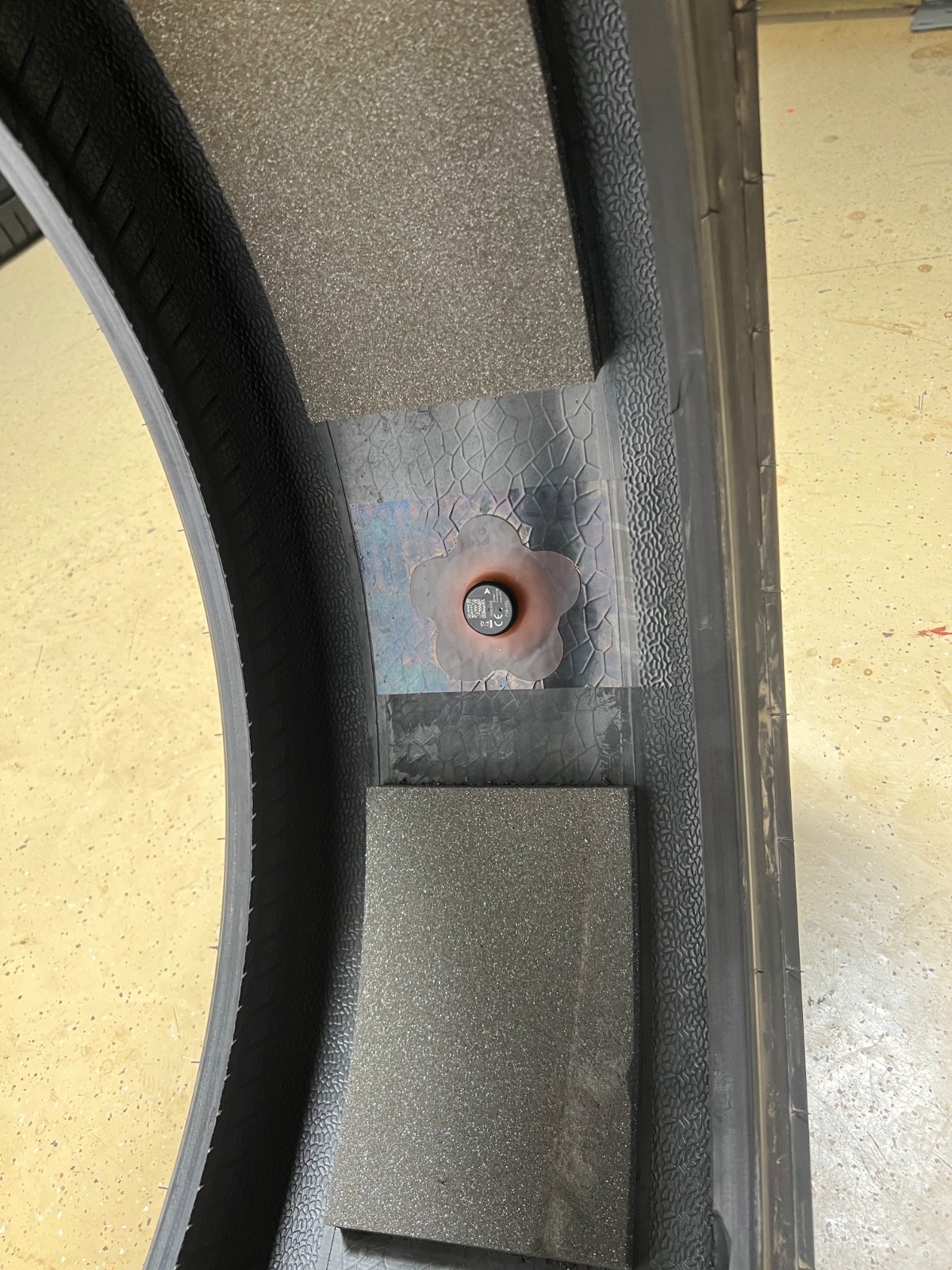 1 – NO REPAIRS 235/35ZR19 XL (91Y) Pirelli P Zero PZ4 PNCS (MC-C) McLaren 4154