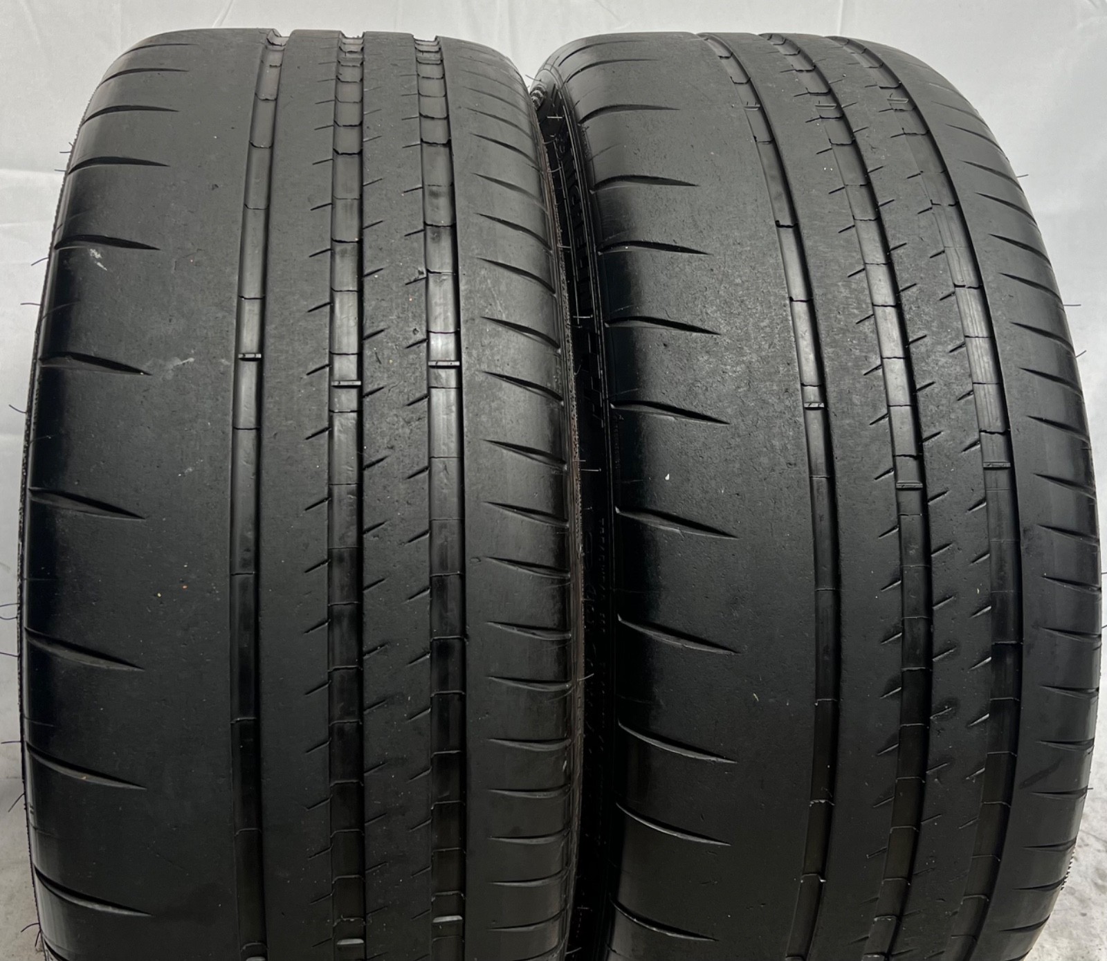 2 – NO REPAIRS 245/35ZR20 XL (95Y) Michelin Pilot Sport Cup 2 (K2) – 4083