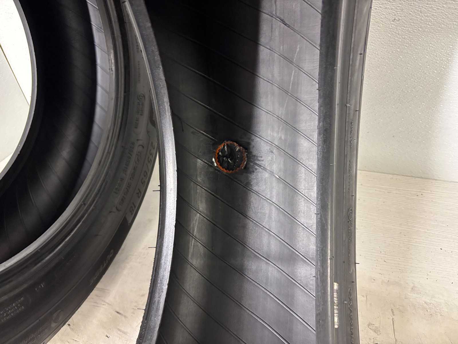 NO SHIPPING ONLY LOCAL PICK UP Set 4 Tires 235 65 18 Michelin Primacy Tour A/S