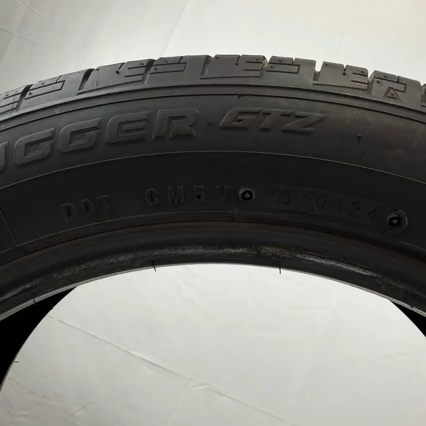 Used 235/50ZR18 Road Hugger GTZ 101W 6.5/32 (DOT 24)