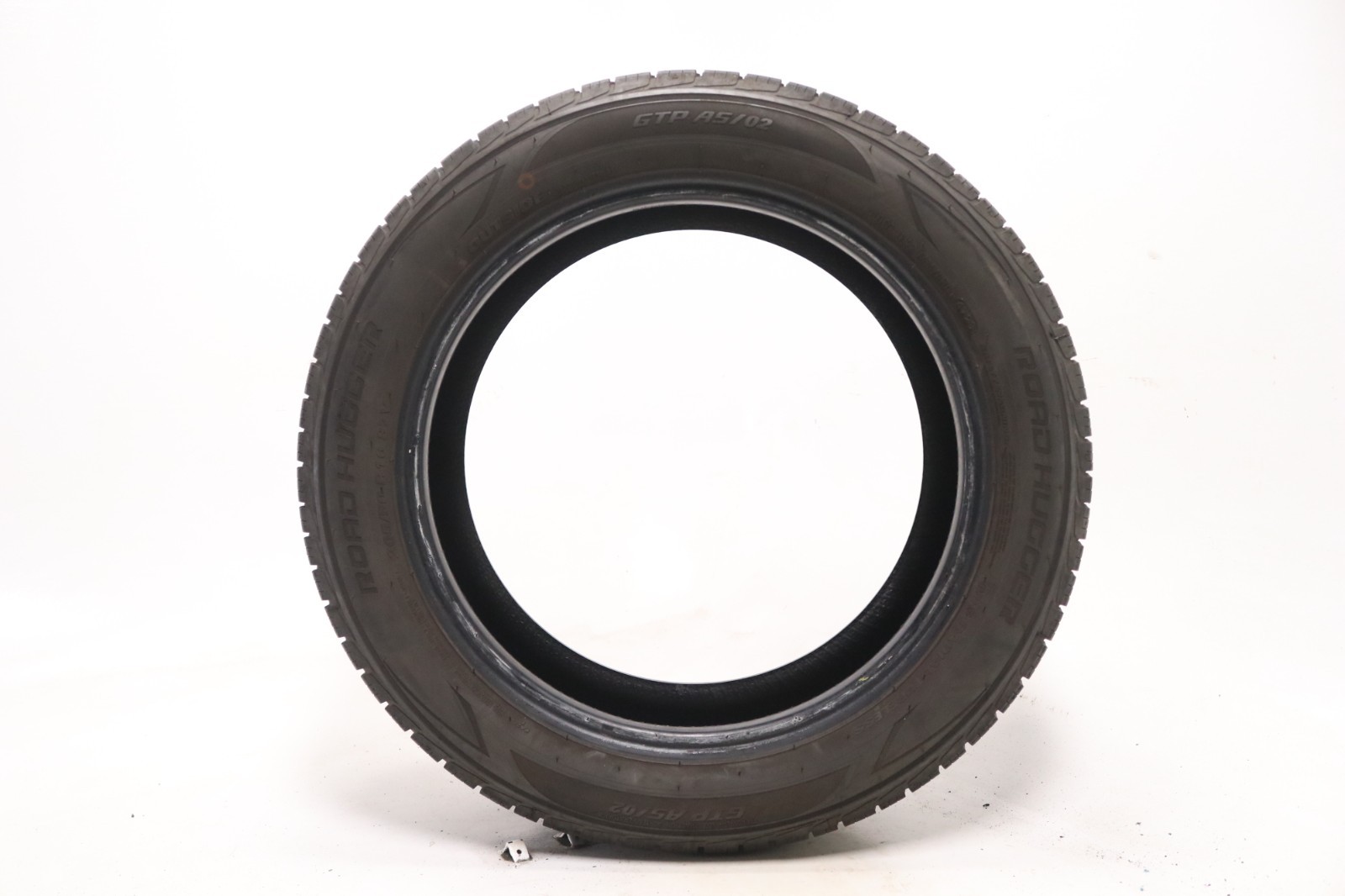 Set of 4 Used 205/50R16 Road Hugger GTP AS/02 – 87V – 9-10/32