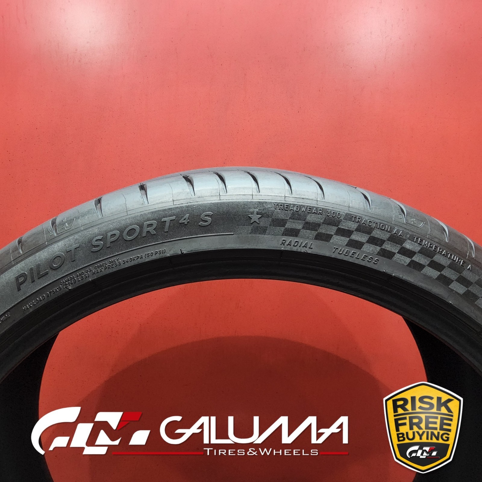 1 Tire Michelin Pilot Sport 4S 315/30ZR22 3153022 107Y No Repairs #88854