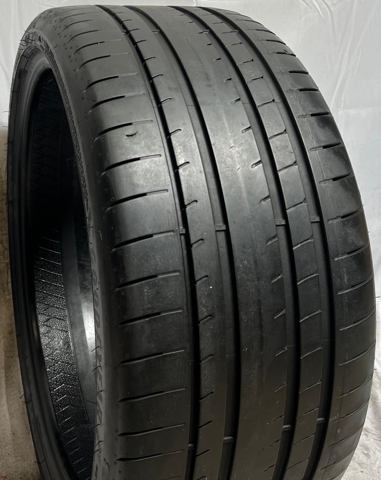 1 – NICE 275/30R20 XL (97Y) Goodyear Eagle F1 Asymmetric 5 RSC (*) BMW – 7118