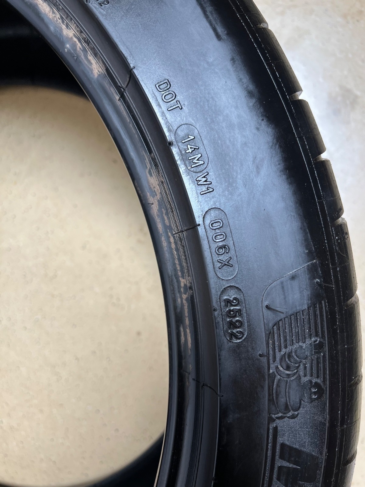 2 – NO REPAIRS 325/35ZR22 XL (114Y) Michelin Pilot Sport 4 S (MO1) Mercedes 5025