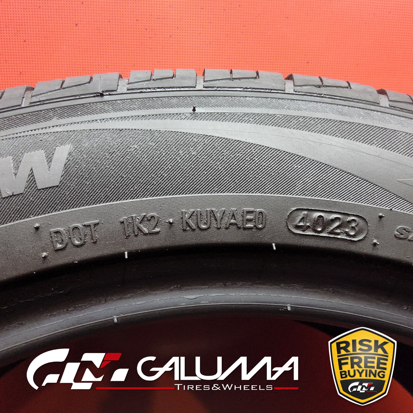 Set of 4 Tires Suredrive Sport 225/50R18 225/50/18 2255018 95W No Repairs #96196