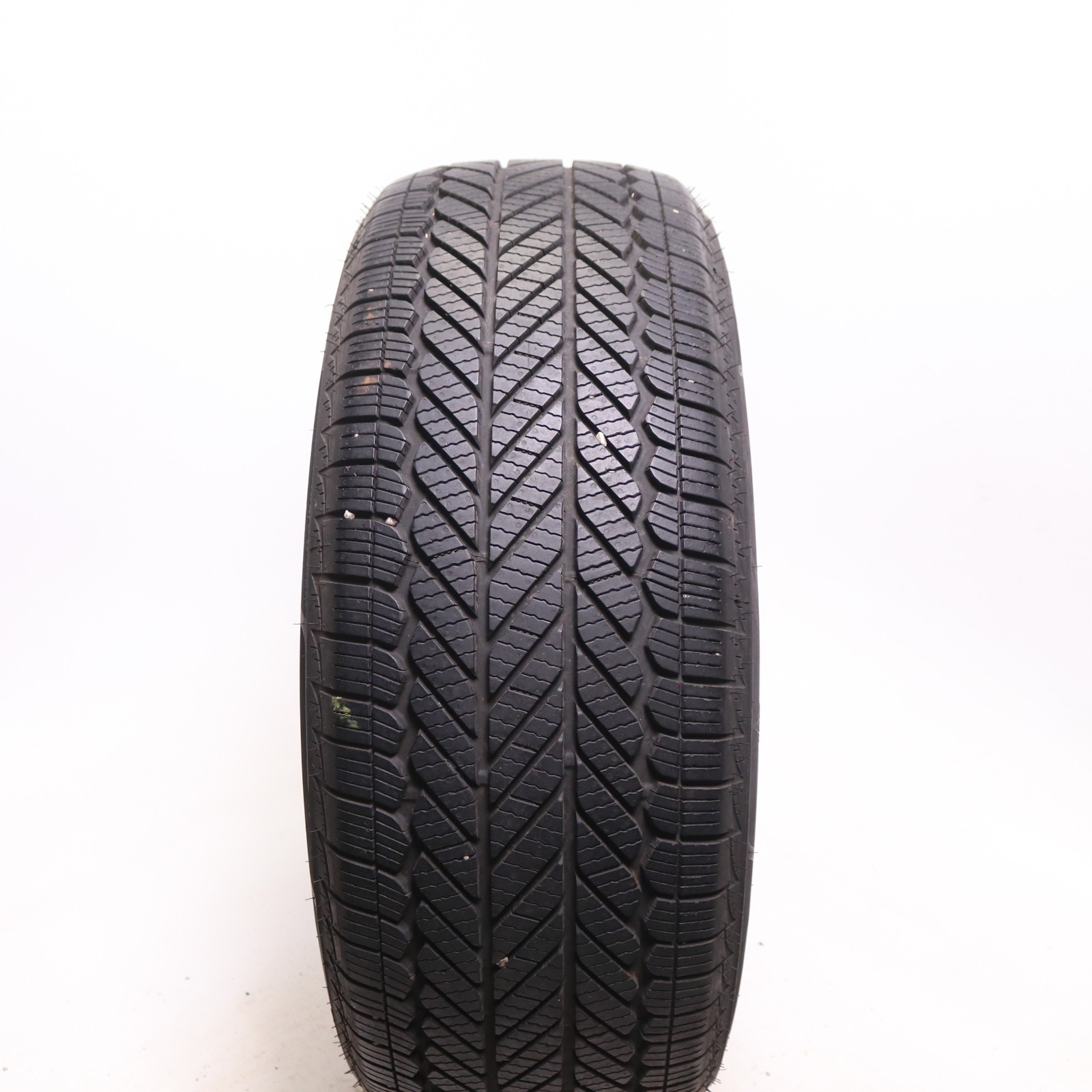 Set of 2 Used 265/60R18 Bridgestone WeatherPeak – 110V – 8-9/32
