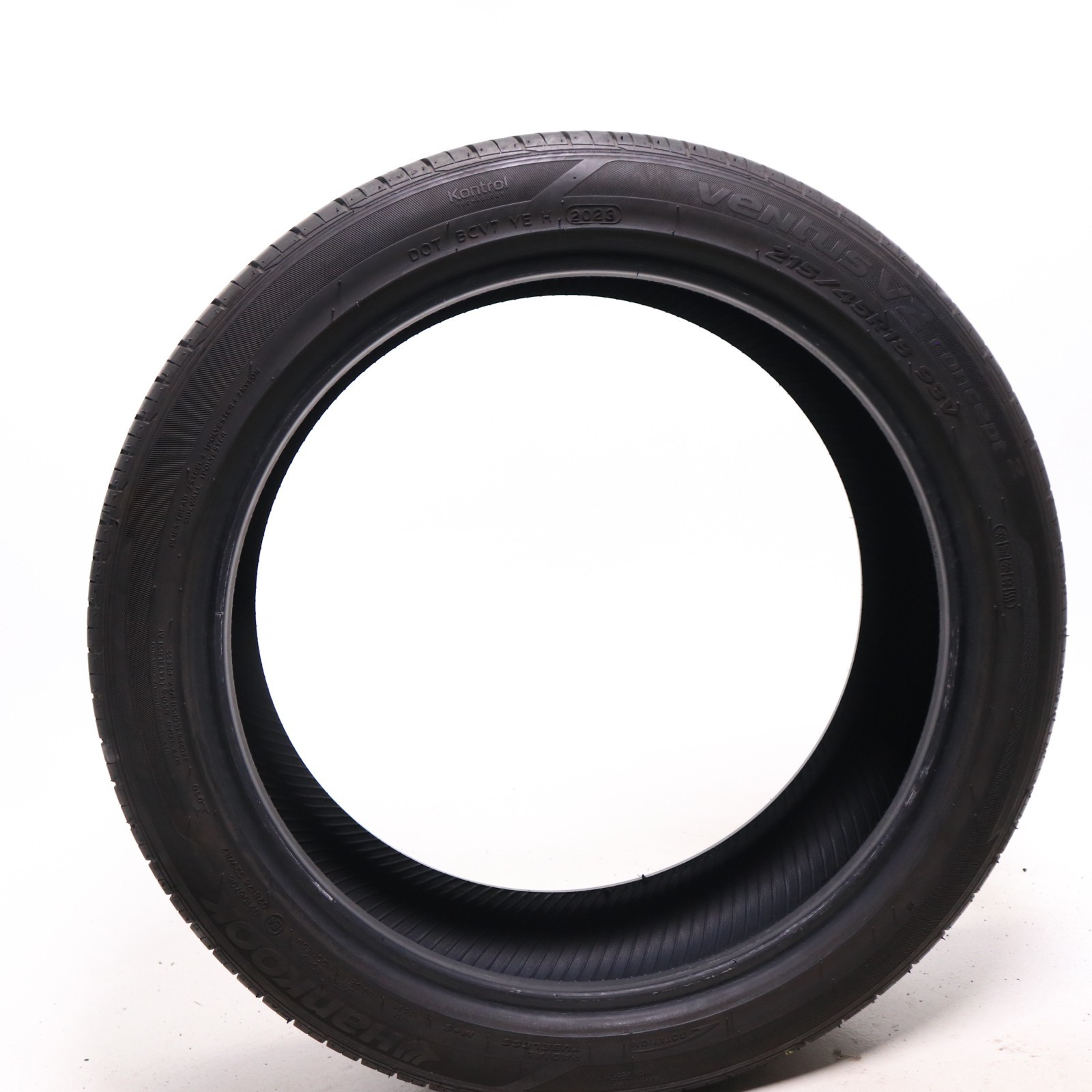 Set of 4 Used 215/45R18 Hankook Ventus V2 concept2 – 93V – 8/32 No Repairs