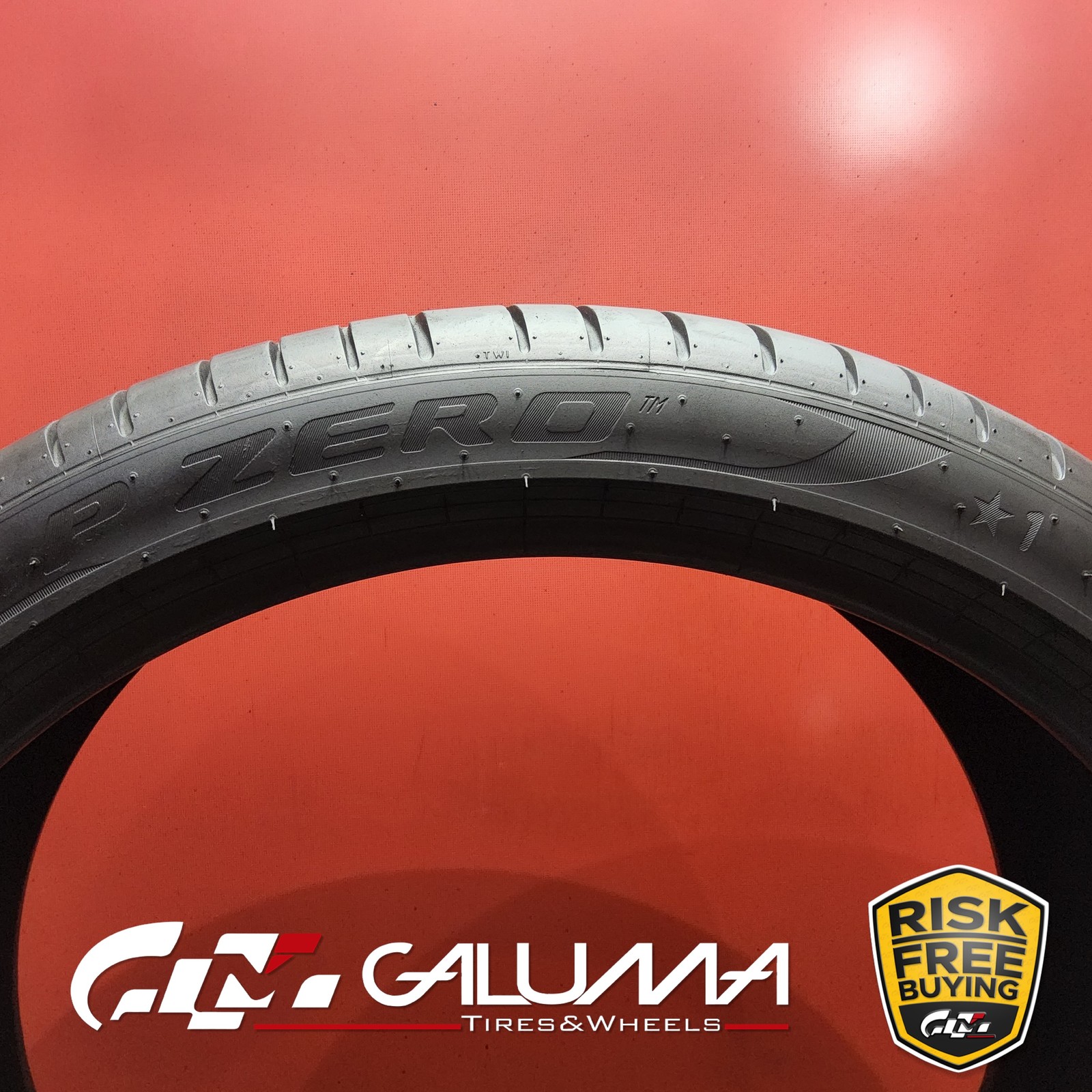 Set of 2 Tires Pirelli P-Zero (PZ4) ★1 XL 315/30R22 315/30/22 3153022 107Y 96219