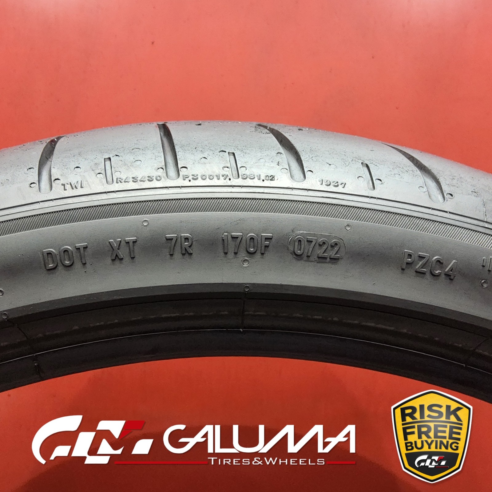 1 (One) Tire LikeNEW Pirelli P Zero CORSA PZC4 315/30ZR22 107Y No Repairs #88825
