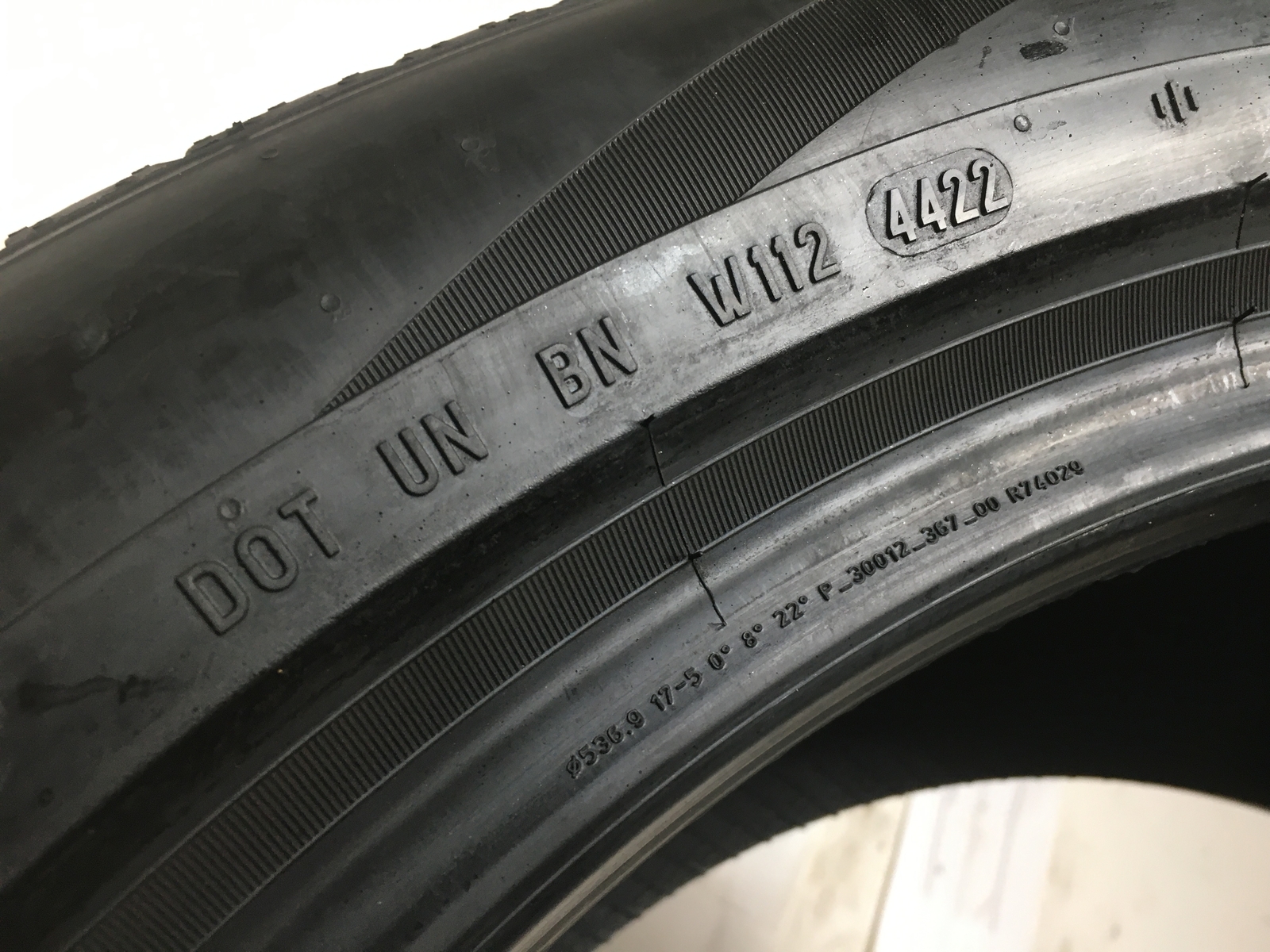[1] Pirelli Scorpion Zero All Season P315/40R21 315 40 21 Tire 8.25-9.0/32