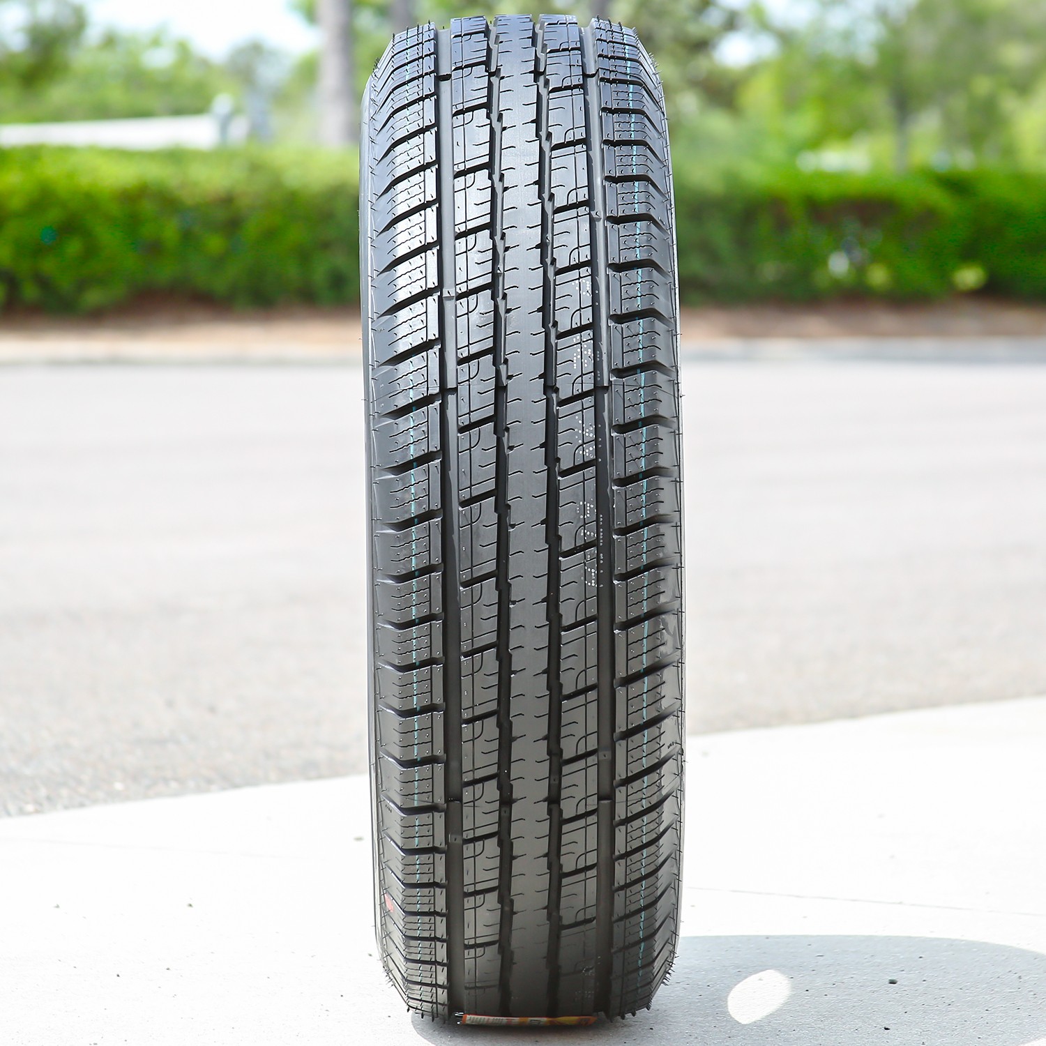 Tire Arroyo Eco Pro H/T 2 LT 245/75R17 Load E 10 Ply Light Truck