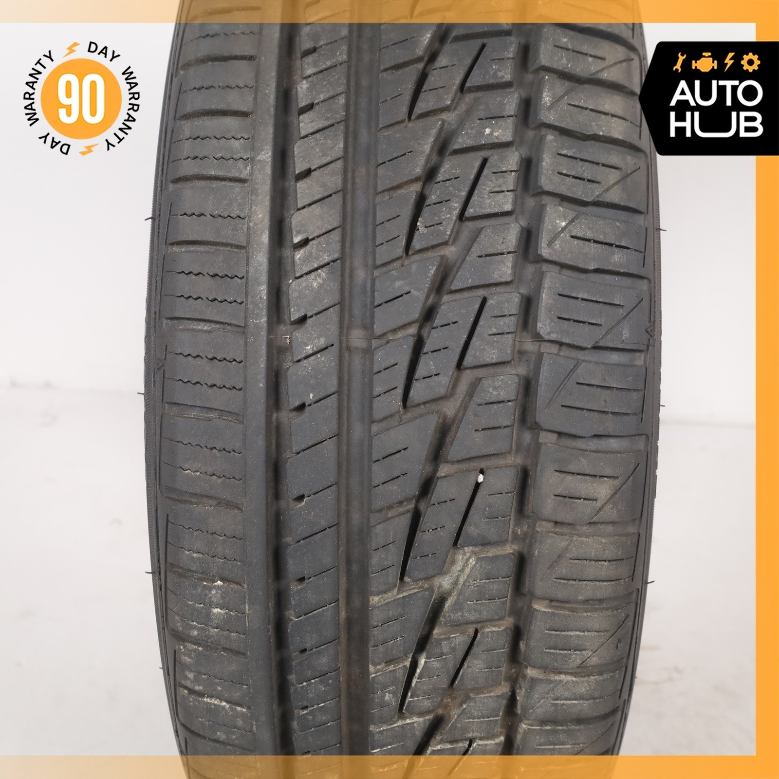 205/50R17 Falken Ziex ZE950 205 50 17′ 93W 8.5/32″ Tire Set of 2
