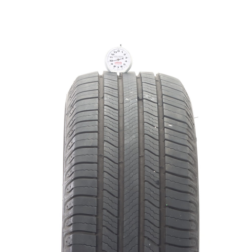 Set of (4) Used 235/65R17 Michelin Defender 2 104H – 9.5-10.5/32