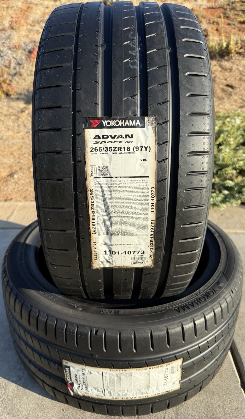Set of FOUR BRAND NEW 265/35ZR18 (97Y) Yokohama ADVAN Sport V107 Tires 2653518