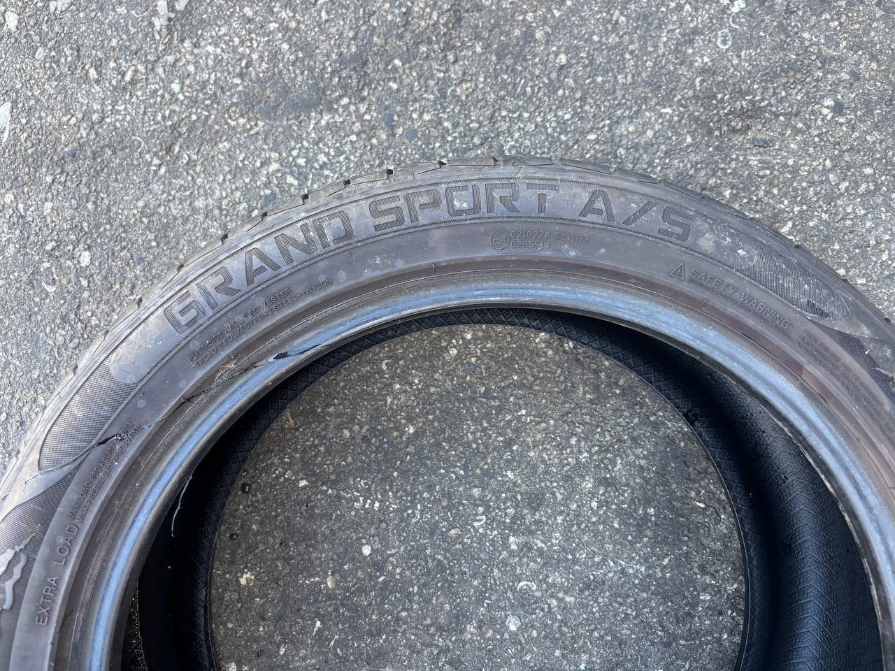 Arroyo Grand Sport A/S 245 45ZR19 102w Tread Depth 9/32