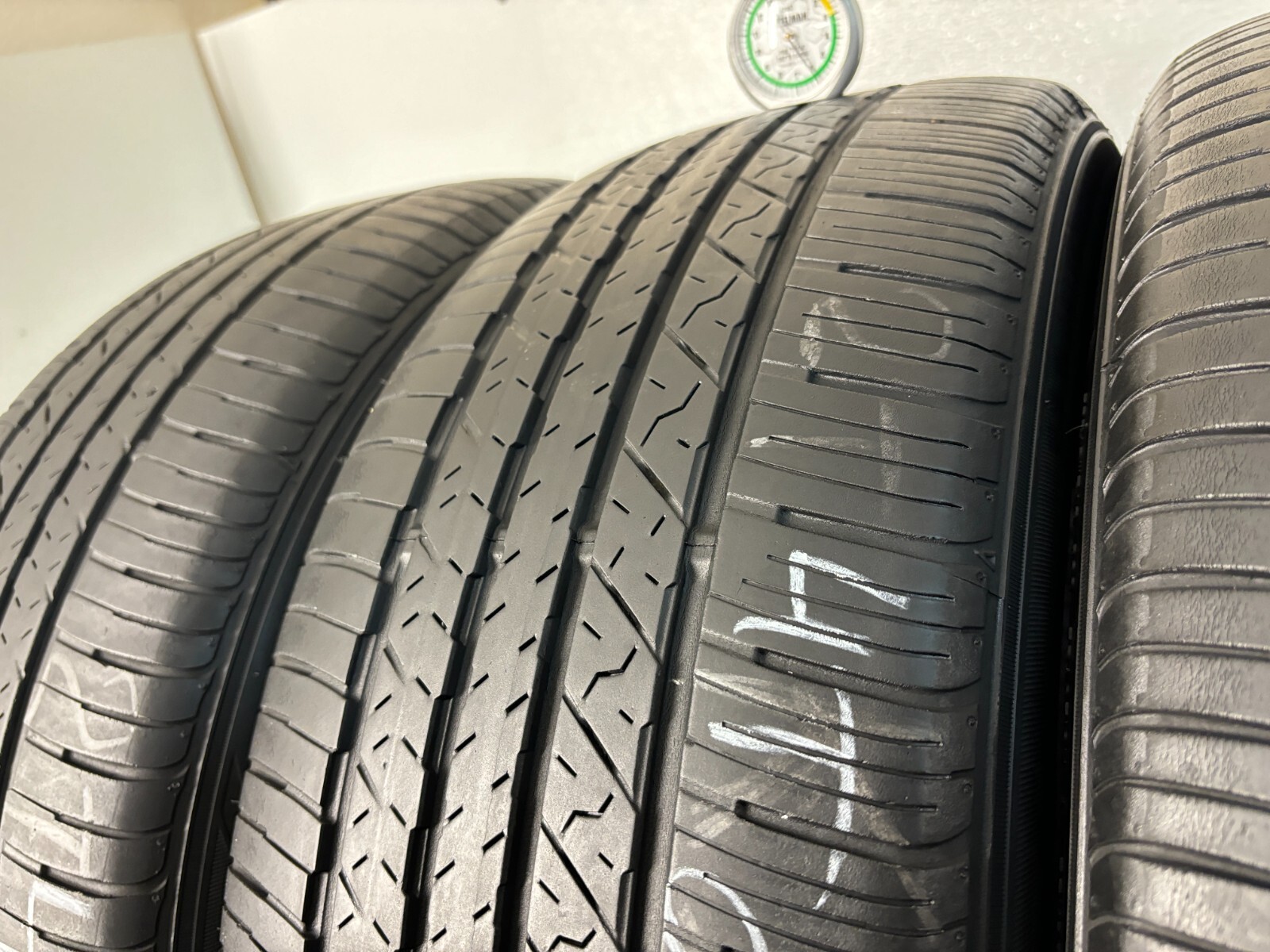 NO SHIPPING ONLY LOCAL PICK UP Set 4 Tires 225 55 18 Falken All Season Ziex ZE00