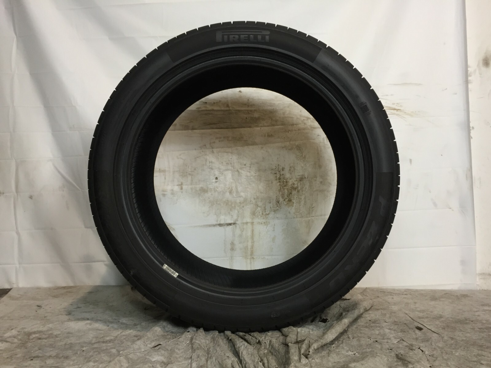 [1] Pirelli P Zero PZ4 Run Flat P315/35R21 315 35 21 Tire 8/32