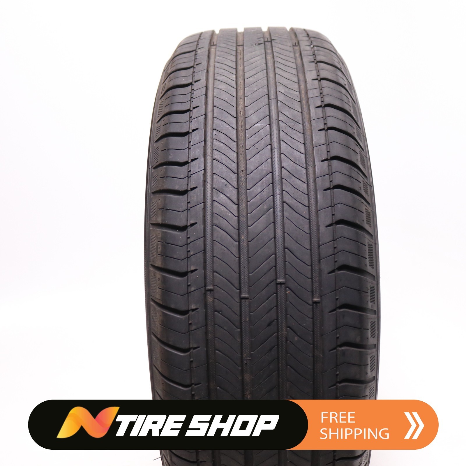 Set of 4 Used 235/65R17 Michelin Primacy A/S – 104H – 7-7.5/32