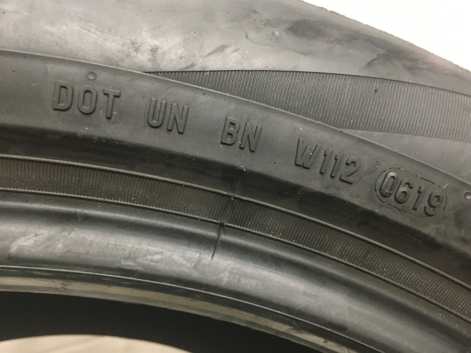 [1] Pirelli Scorpion Zero All Season P315/40R21 315 40 21 Tire 7.25-8.25/32