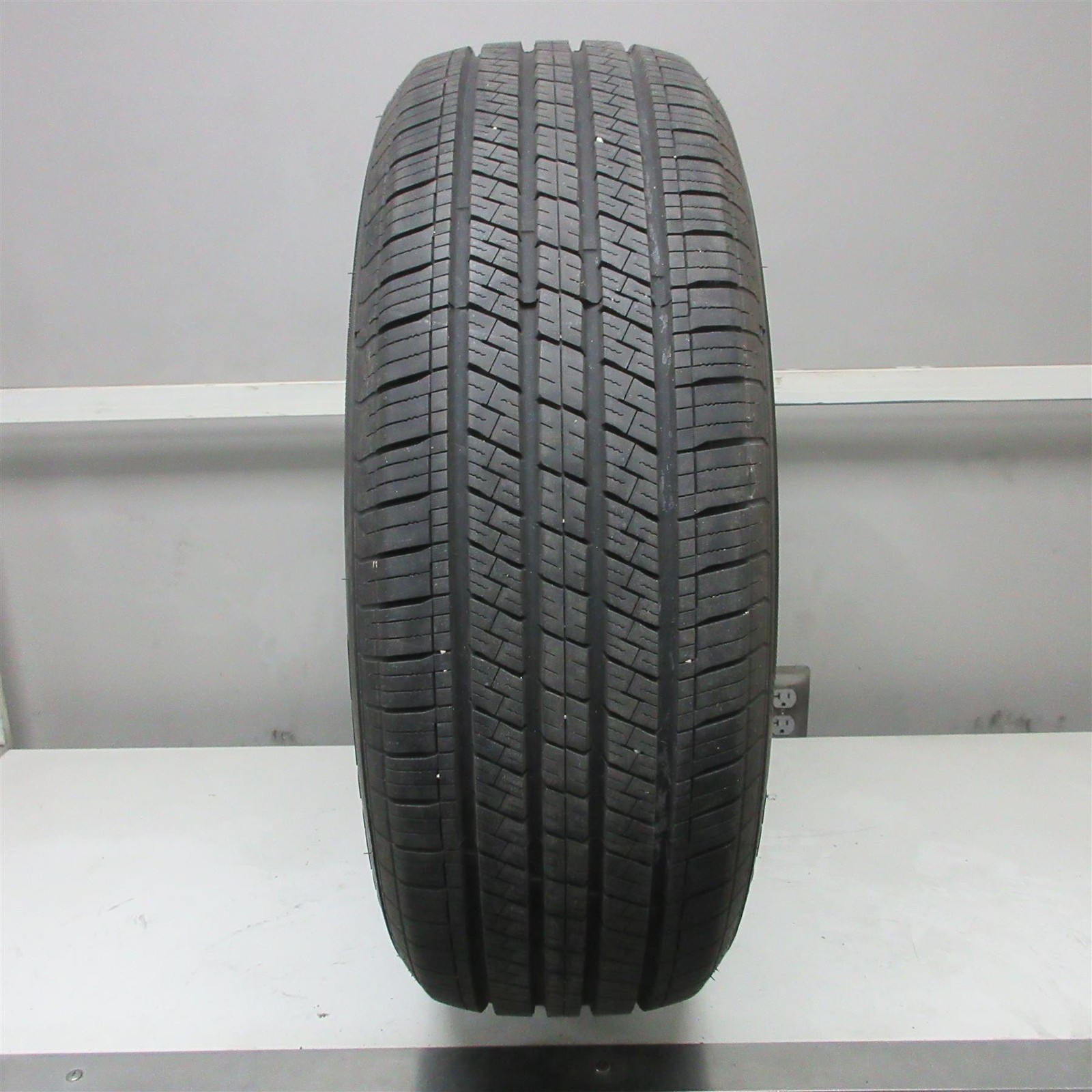 235/60R18 Vantage Touring A/S 107V Used Tire (9/32nd) NO PATCHES! (QTY 1)