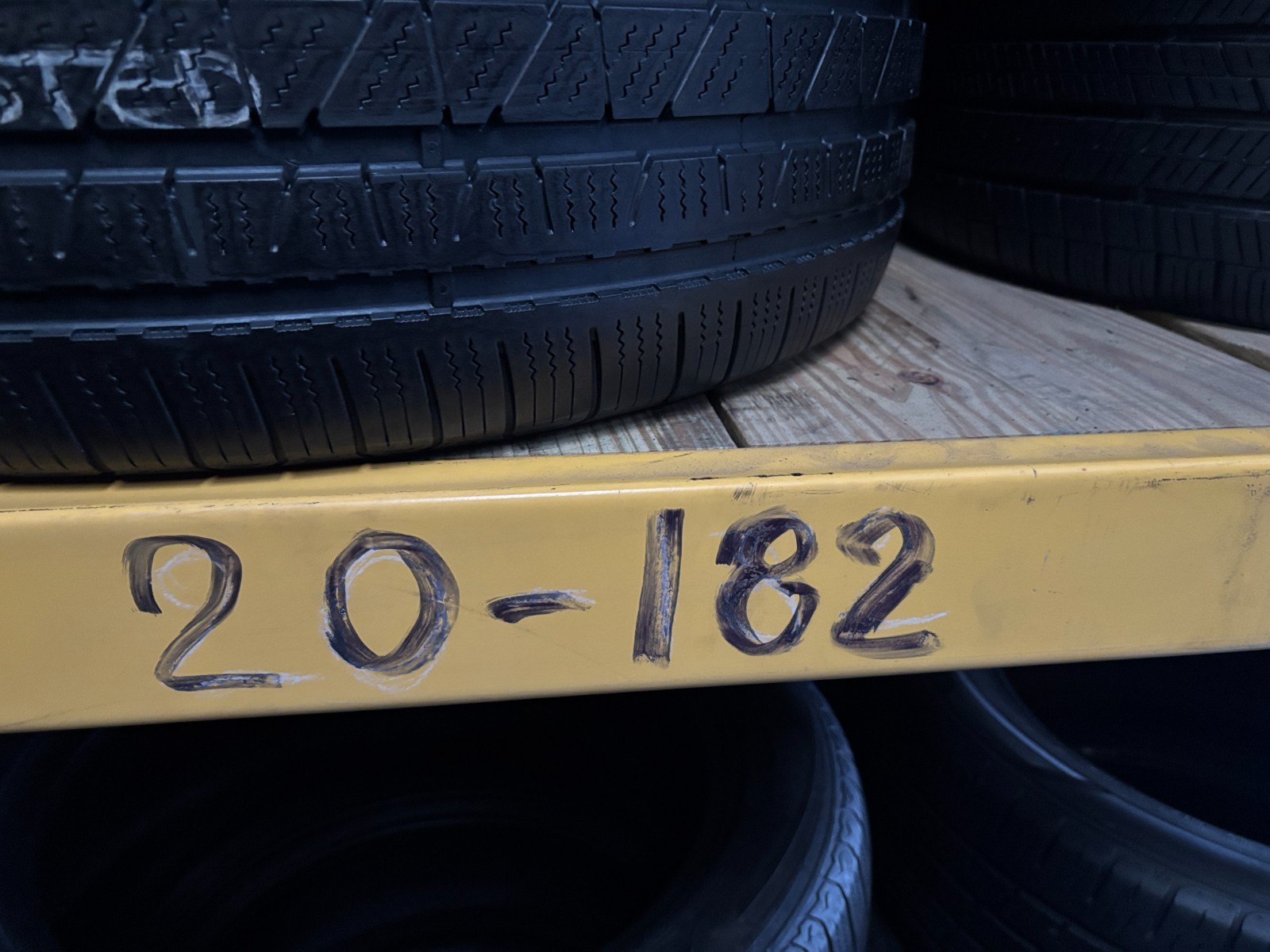 2 Tires 255 60 20 Pirelli Scorpion Zero LR (7.00-8.00/32=77-88% Tread Left) 113V