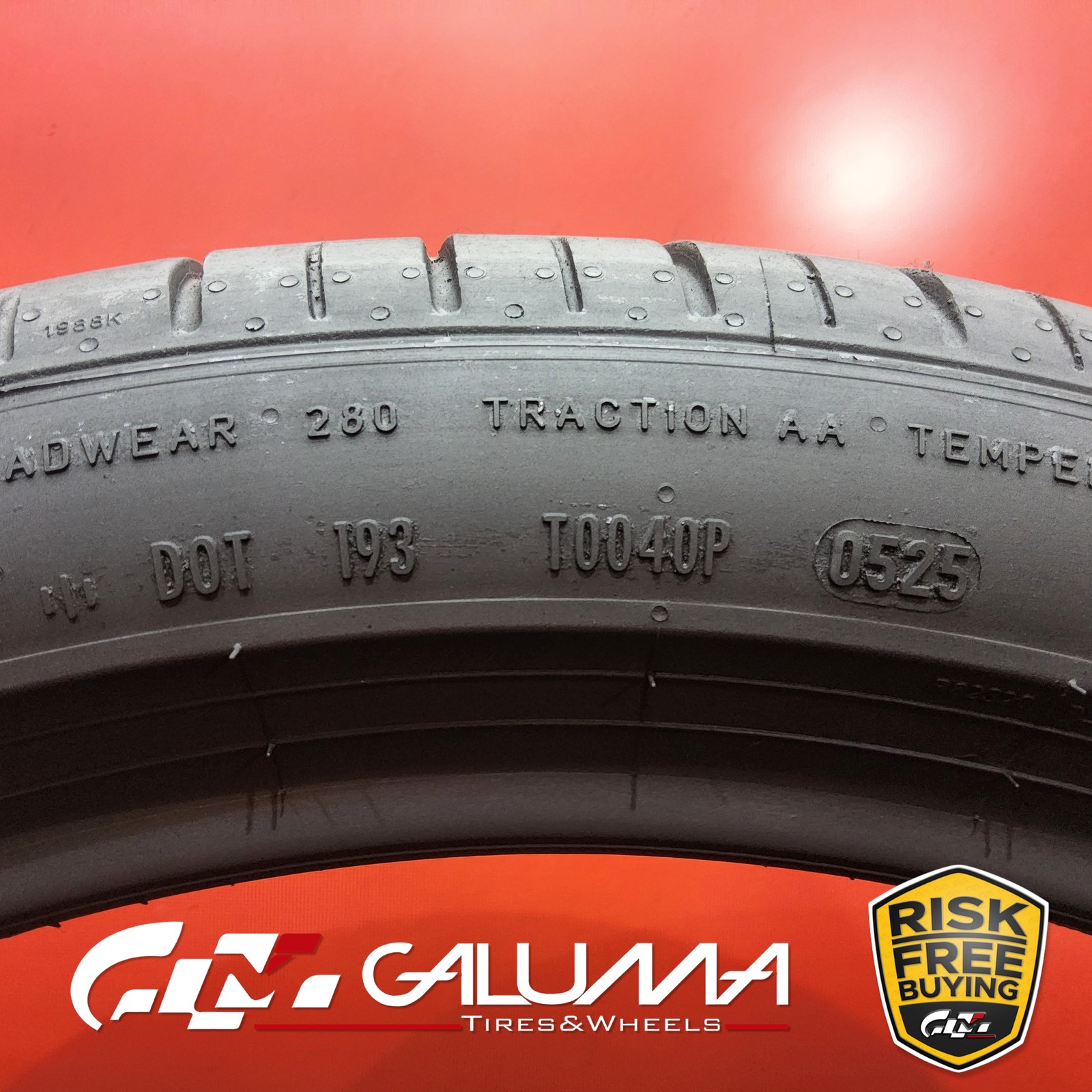 Set of 2 Tires Pirelli P-Zero (PZ4) ★ MO XL 245/40/20 R20 99Y No Repairs #95901