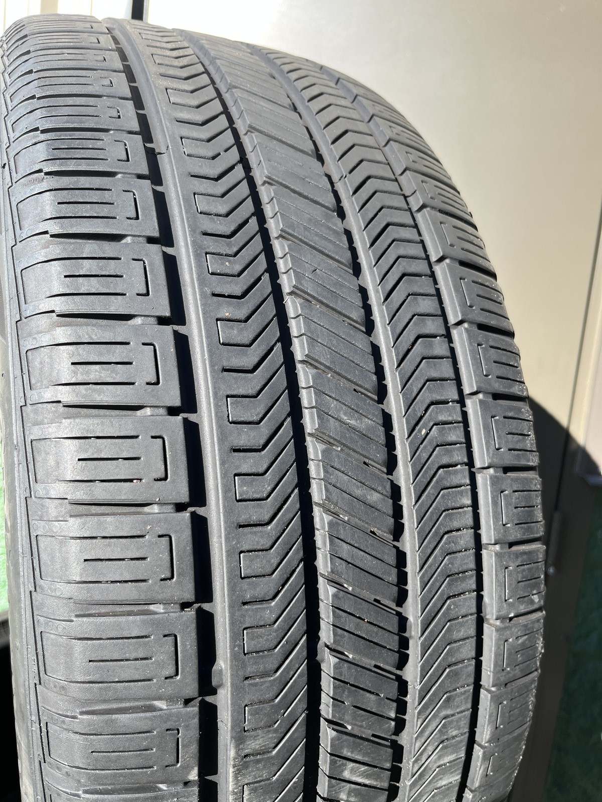 1 Tire Continental CrossContact RX LR 275/45R22 115W DOT.1625 8.75/32