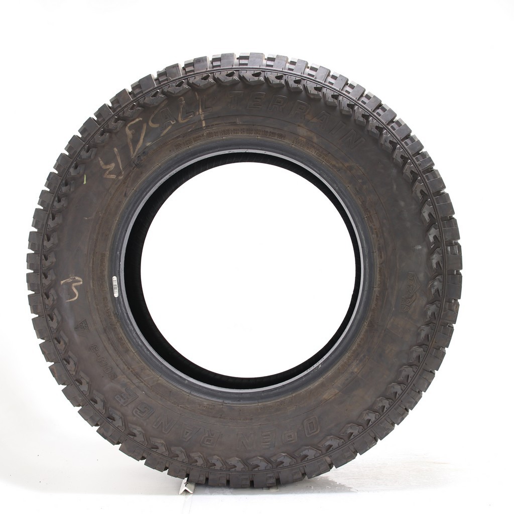 Set of (4) Used LT 275/70R18 Mazama Open Range A/T SQM-3 125/122S – 14-16/32