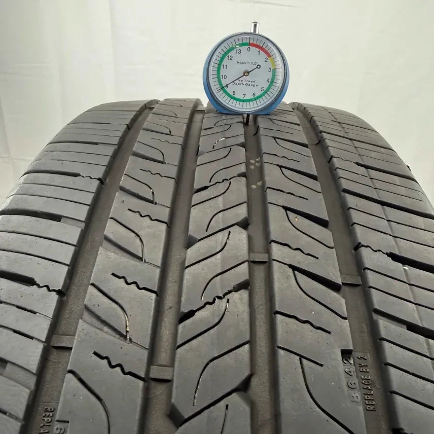 Used 225/55R17 Goodyear Assurance ComfortDrive 97V 9/32 (DOT 24)