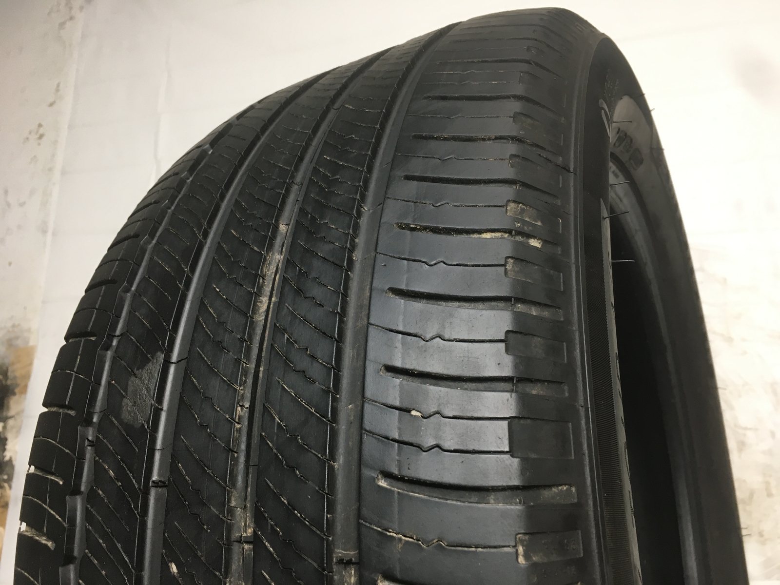 [1] Michelin Primacy Tour A/S P275/50R20 275 50 20 Tire 6.5-6.75/32