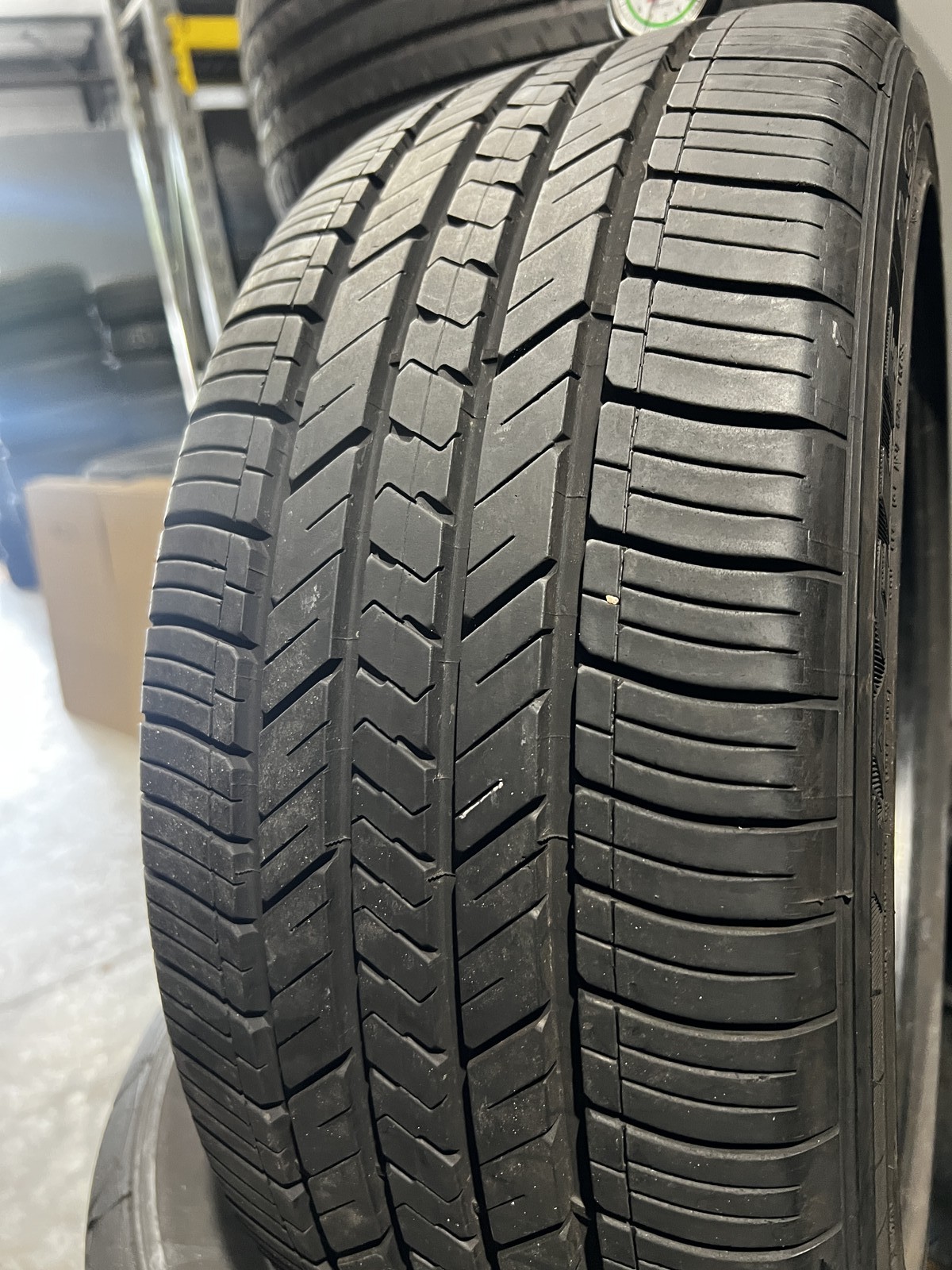 1 Tire Goodyear Eagle LS-2 235/45R18 94V DOT.1824 8/32 NO Patch
