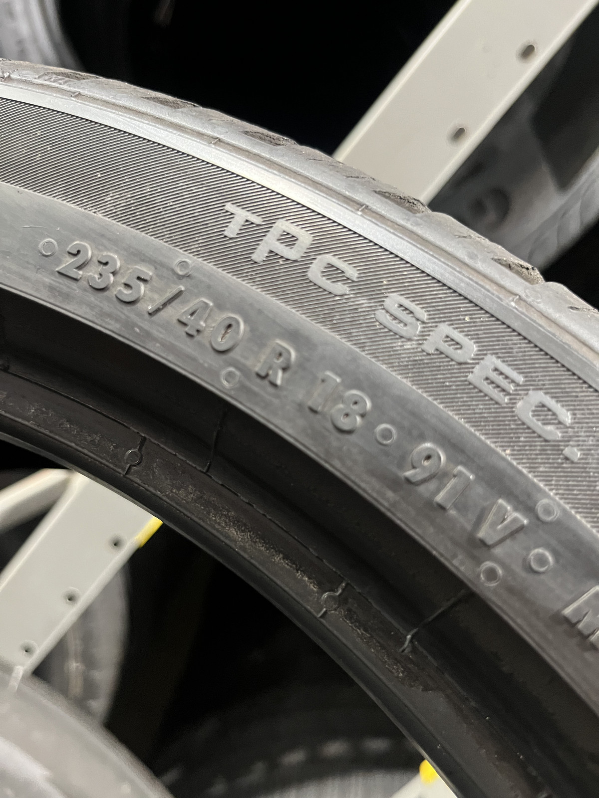 1 Tire Continental ProContact RX SSR TPC 235/40R18 91V DOT.0724 8/32 No Patch