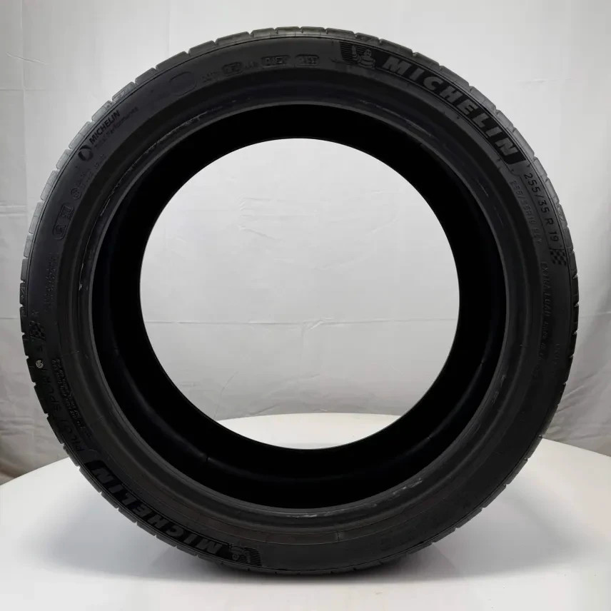 Used 255/35R19 Michelin Pilot Sport 4 S 96Y 4.5/32 (DOT 23)